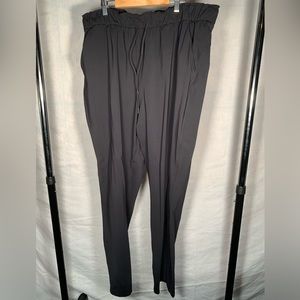 Lululemon athletica| woman’s Stretch Luxtreme High-Rise pant full length size:18